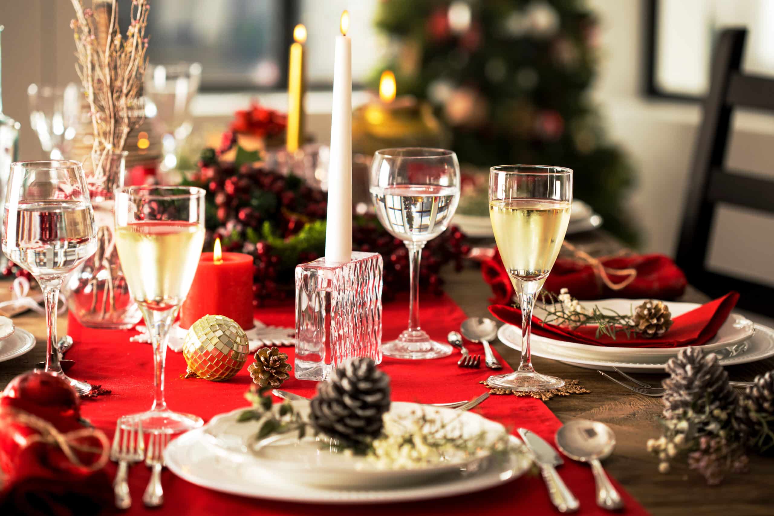 Rustikale Tischdekoration für Weihnachten